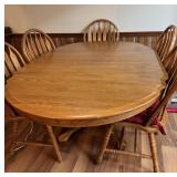 Vintage Monarch Table & 5 Chairs