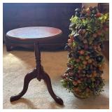 Bombay Co. Table & Decor Lot