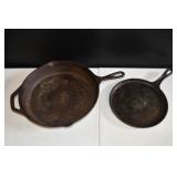 Lodge No 5 10" Skillet & 8" Flat Skillet