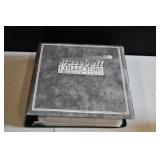 Large Binder MLB, NBA, NHL, & Soccer Cards