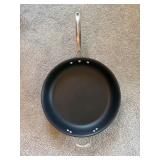 Calphalon Unison Sear 14-Inch Pan
