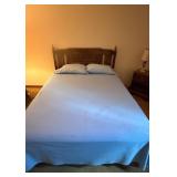 Queen Bed Frame w/Headboardï¿½64x81x45