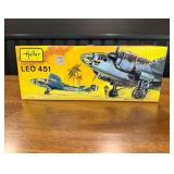 Heller Leo 451 Model Kit