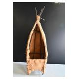 Vtg Hand Carfted Teepee Basket
