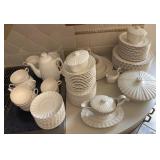 Spode Chelsea Wicker Dinnerware Set