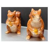 Ceramic Squirrel Shaker Set