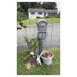 Metal Trellis and Planters