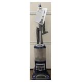 Shark Navigator Lift-Away Deluxe NV360 Vacuum