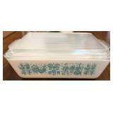 Pyrex 503-C Dish w/Amish Butterprint Pattern