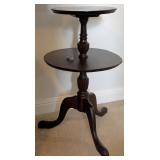 Chippendale-Style 2-Tier Mahogany Dumbwaiter Table