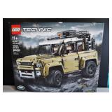 New Lego Technic Land Rover Defender