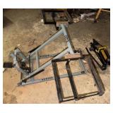 Pro-Lift Lift w/ 2-Ton Jack