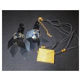 Cadoro Envelope Pendant & 80