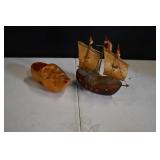 Holland Souvenier Shoe & Ship
