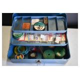 Vtg metal Tackle Box w/ Accessories