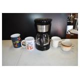 Amazon Basics 5 Cup Coffee Maker & Mugs