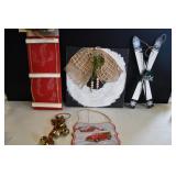 Christmas Wall & Door Decor