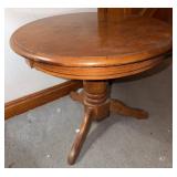 Round Oak Pedestal Side Table