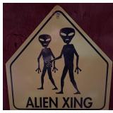 Novelty Metal Alien Xing Sign