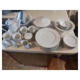 58 pcs Style House Brocade Dishes Set