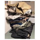 Menï¿½s Pants, Sizes 42-48