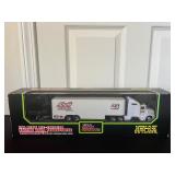 1:64 Die-Cast Racing Team Transporter 16''