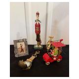 Golf-Themed Collectibles Assortment