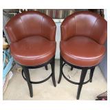 Pair of Traditional Swivel Barrel Back Bar Stools