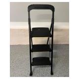 Gorilla Ladders 3-Step Stool 18'x48'