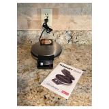 Cuisinart Belgian Waffle Maker8×9.5×2.5