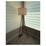 Modern Tripod Floor Lamp61.5