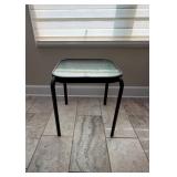 Metal Side Table w/Glass Top16x16x17.5