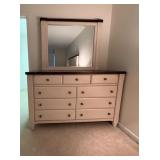 Wood Dresser With Mirror64x20x78.5