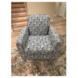 Upholstered Swivel Chair32x32x36