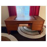 Mid-Century Wood Desk60x29x28.5
