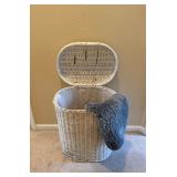 White Wicker Laundry Hamper18×13.5×23