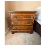 Vtg 3-Drawer Night Stand25x17x23.5