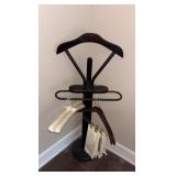 Wooden Valet Stand, 43ï¿½ Tall