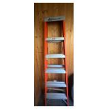 Louisville6 ft Fiberglass Ladder