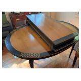 Trouvailles Oval Dining Table w/Black-Banded Ends