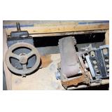 Duo-Seal Vacuum Pump w/Belt Sander Assembly