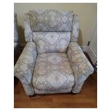 Southern Motion Inc. Electric Reclining Chair