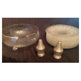 8 Vintage Glass Salad/Dessert Plates with Vintage