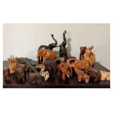 Wood/Wood-look Elephants12"