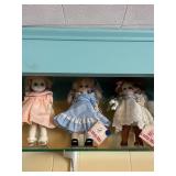 3 Royal Dolls