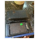 2 Antique Caméras