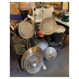 Pearl Forum Series Remo Drum Set