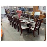 Beautiful Dinning Room Table and 12 Chairs 2 Leave