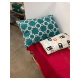 2 Pillows
