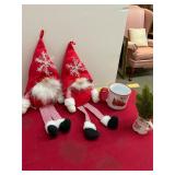 4 Piece Christmas Lot